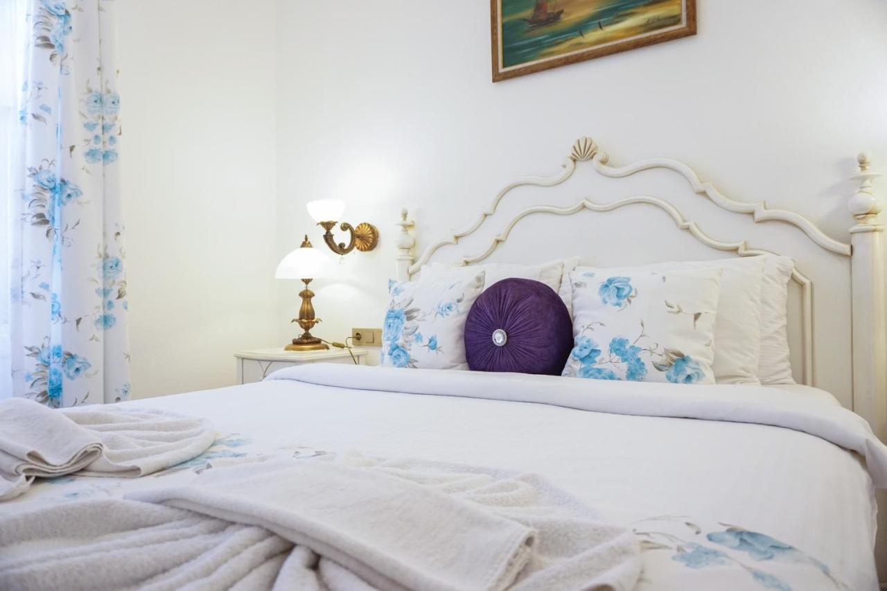 Dantela Butik Hotel Cesme Bagian luar foto