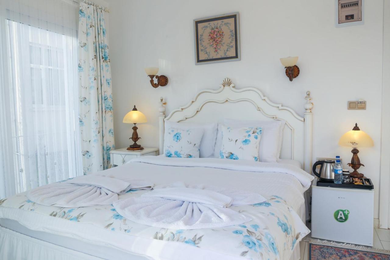 Dantela Butik Hotel Cesme Bagian luar foto
