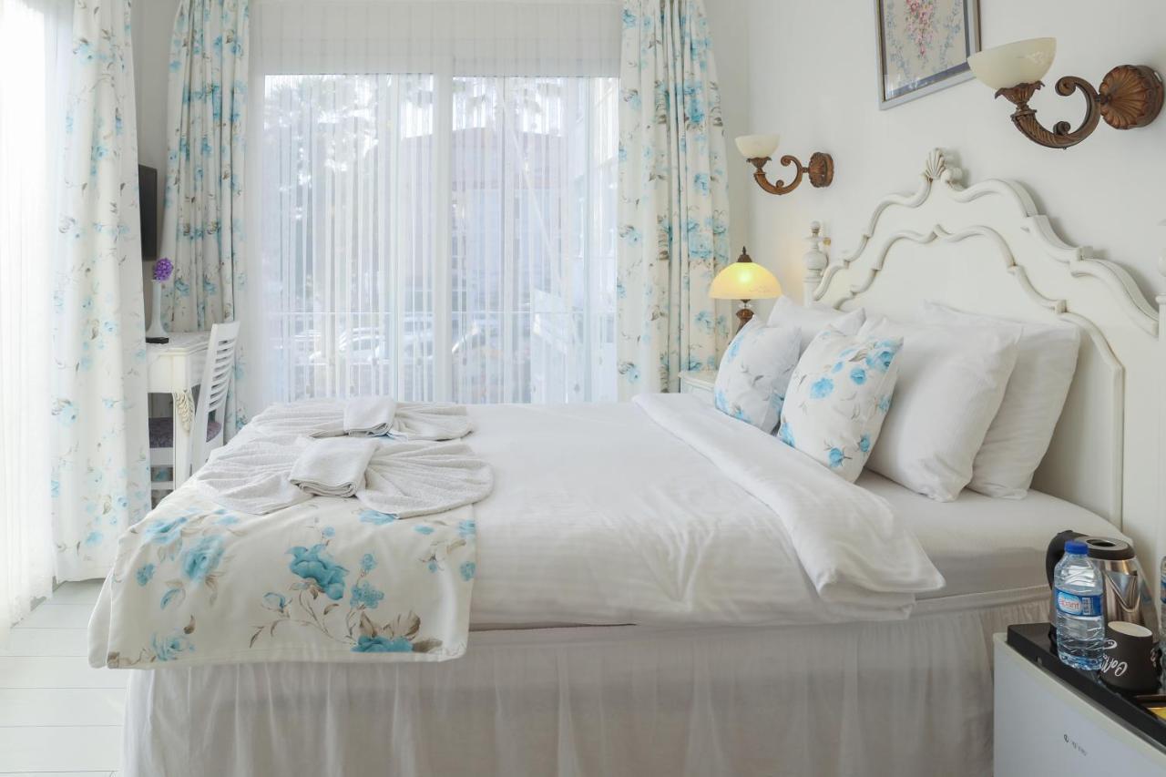Dantela Butik Hotel Cesme Bagian luar foto