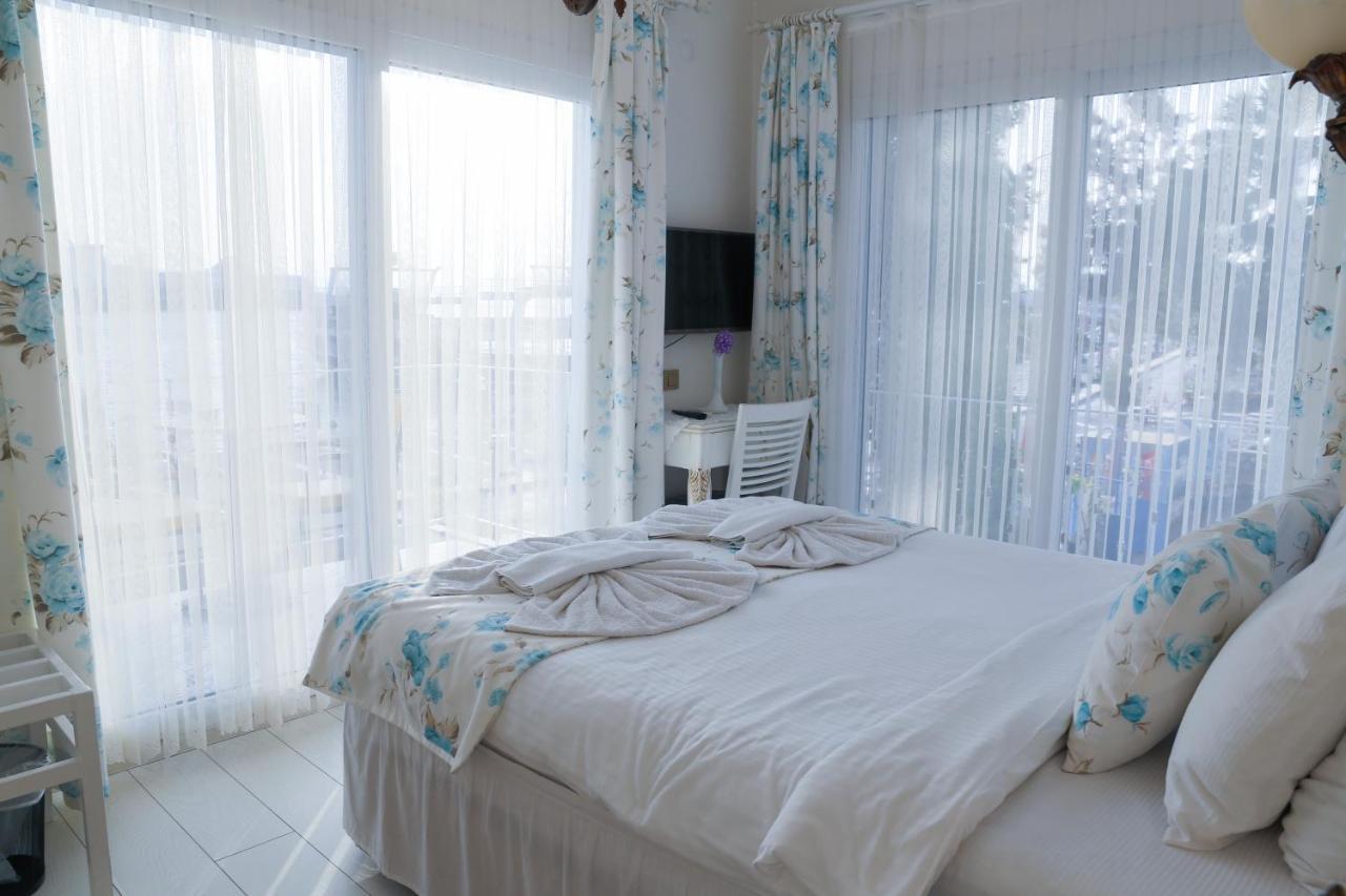 Dantela Butik Hotel Cesme Bagian luar foto