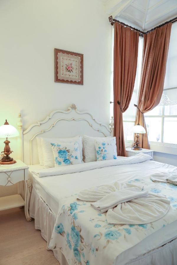 Dantela Butik Hotel Cesme Bagian luar foto